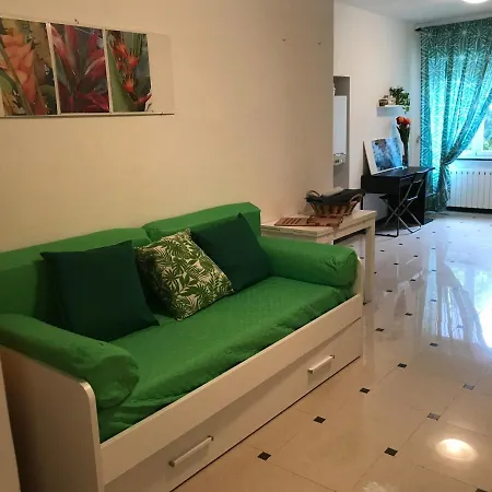 Apartment Chez Christine La Petite *
